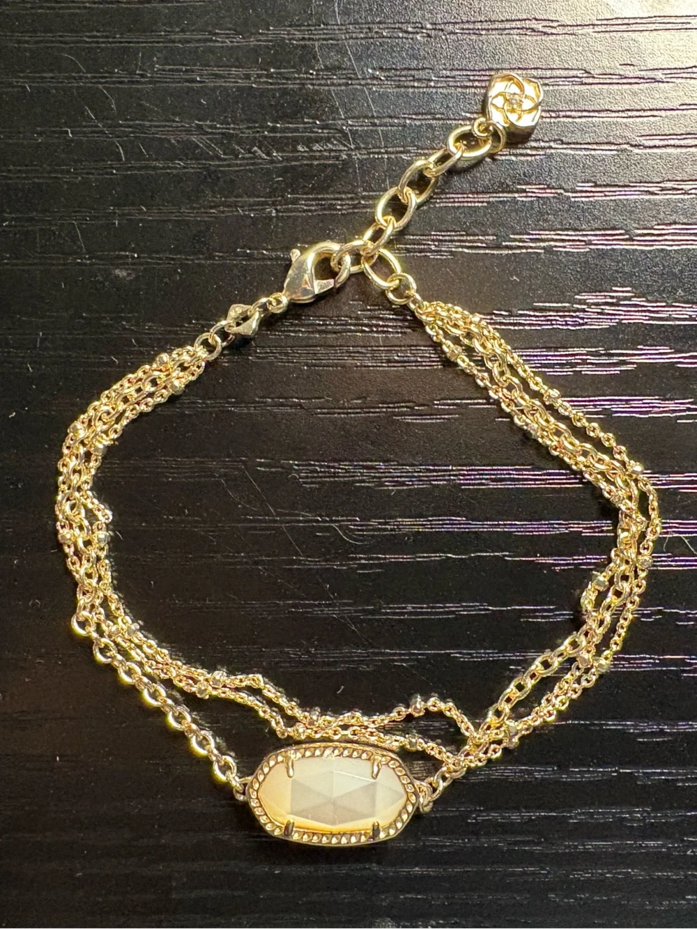 Kendra Scott Elaina Gold Multi Strand Chain Oval Bracelet Mother of Pearl